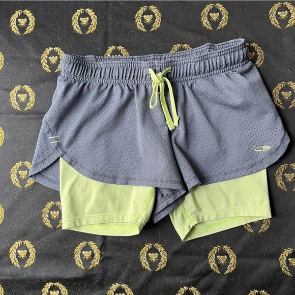 Lot of 3 athletic shorts - Picture 9 of 14